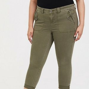 Torrid military crop twill pant